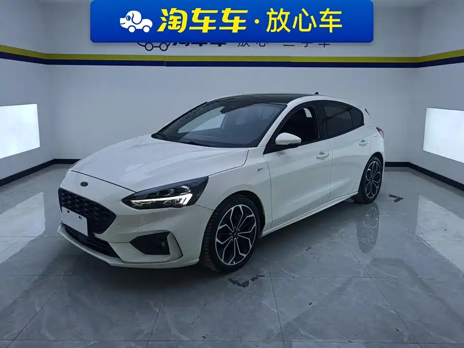 Focus 2021 Hatchback EcoBoost 180 Automatic ST Line купить на сайте DeffCars