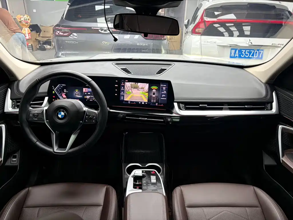 BMW X1 2023 sDrive20Li X Design Package купить на сайте DeffCars