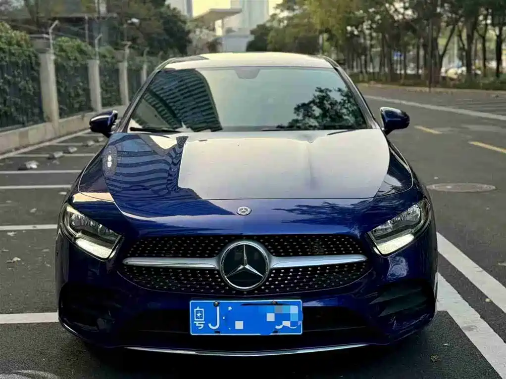 Mercedes-Benz A-Class 2020 facelift A 180 L sports sedan купить на сайте DeffCars