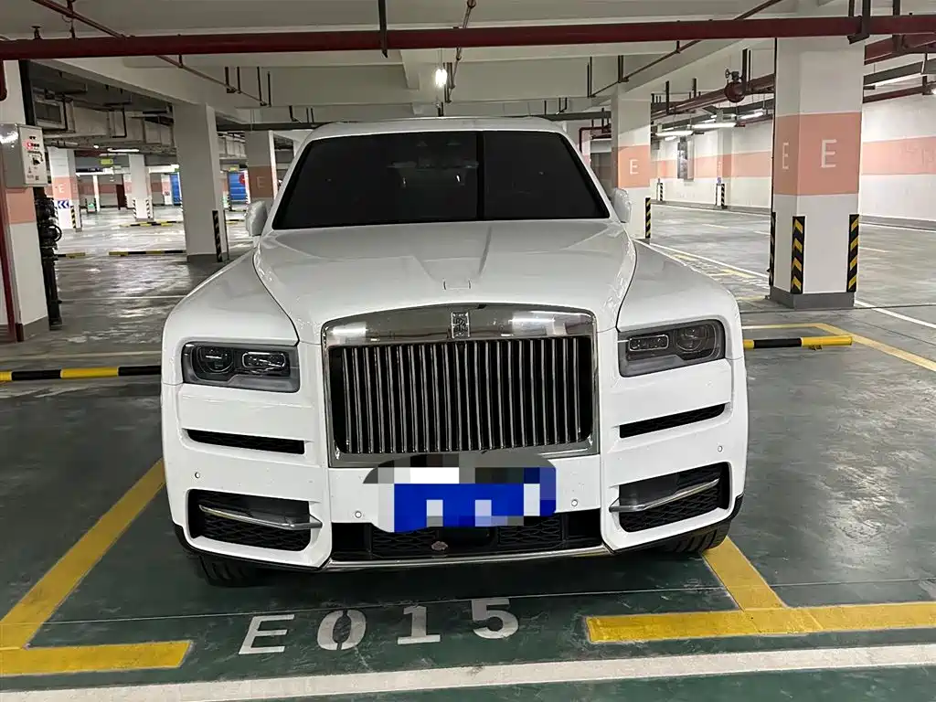 Cullinan 2018 five-seater version купить на сайте DeffCars