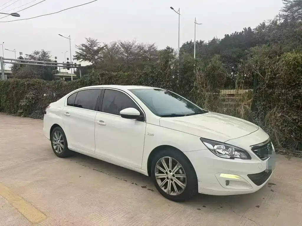 Peugeot 408 2015 1.2T automatic luxury version купить на сайте DeffCars