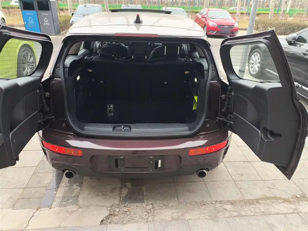 MINI CLUBMAN 2018 2.0T COOPER S Artist купить на сайте DeffCars