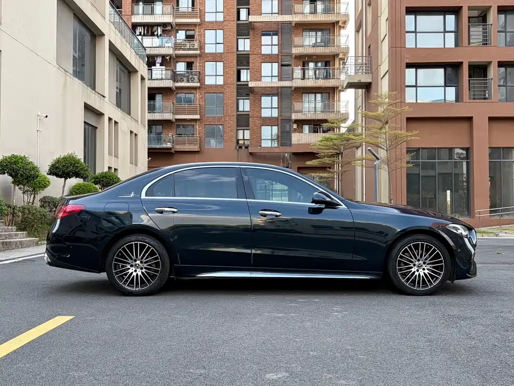 Mercedes-Benz C-Class 2023 C 200 L Sports Edition купить на сайте DeffCars