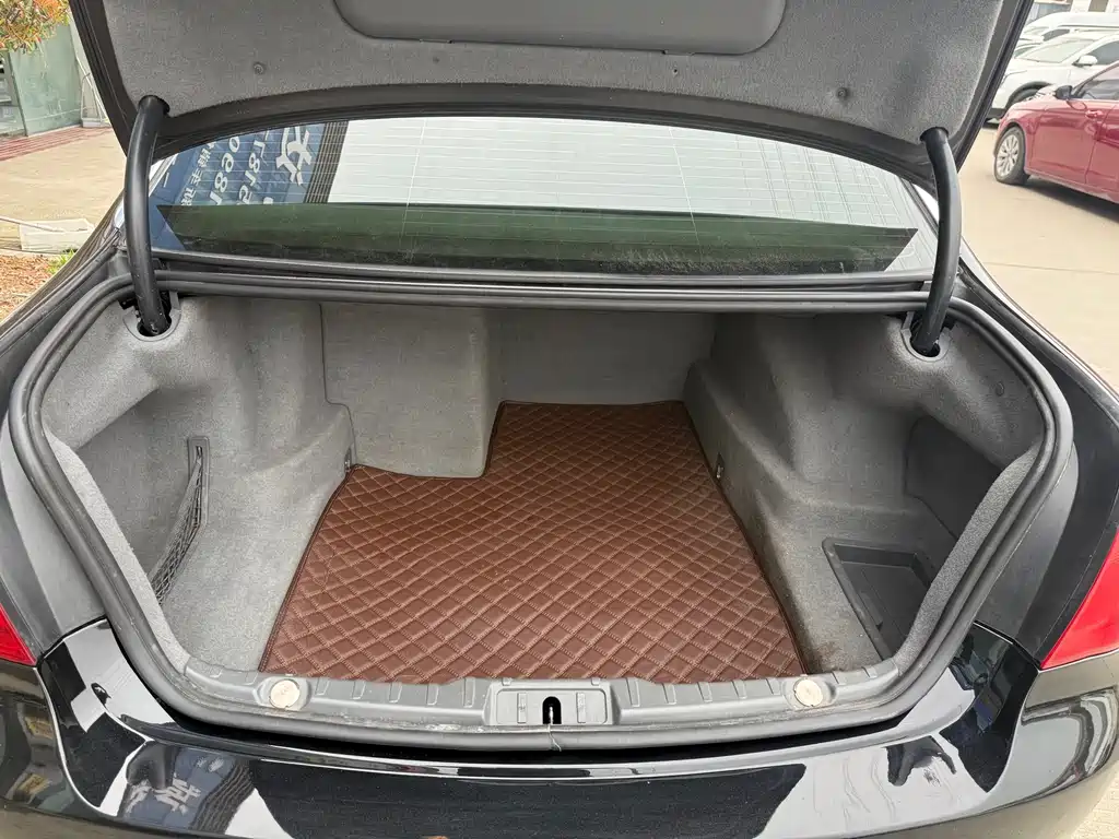 BMW 7 Series 2009 740Li Premium купить на сайте DeffCars