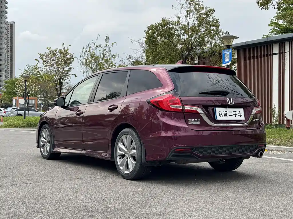 Jade 2017 1.8L automatic comfort version 5 seats купить на сайте DeffCars