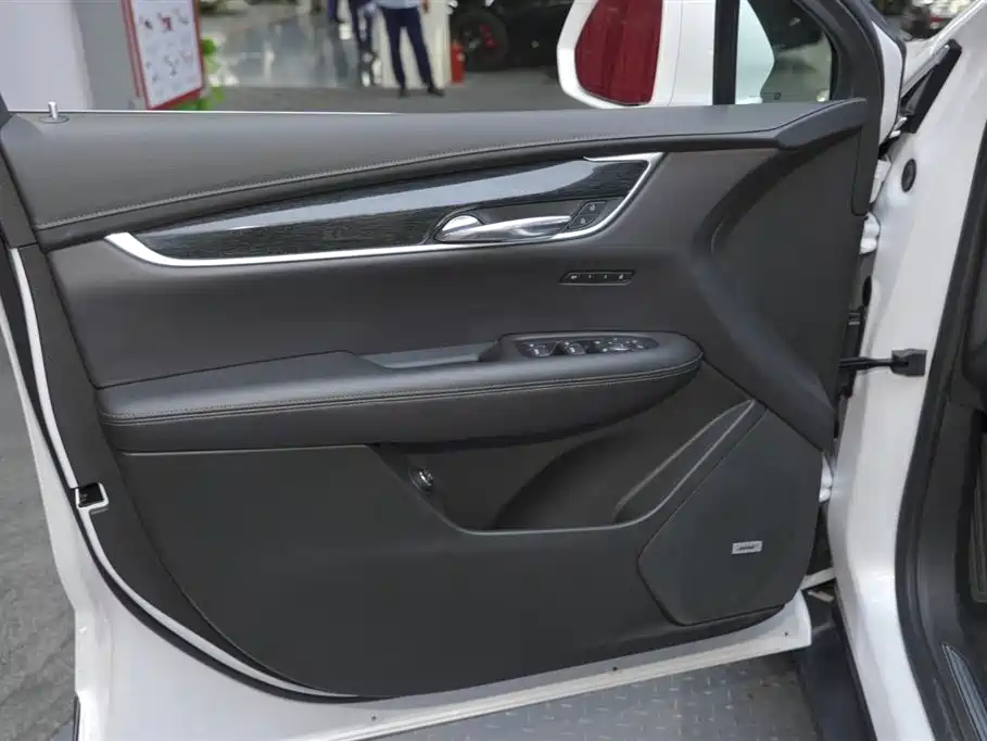 Cadillac XT5 2020 28T four-wheel drive luxury model купить на сайте DeffCars