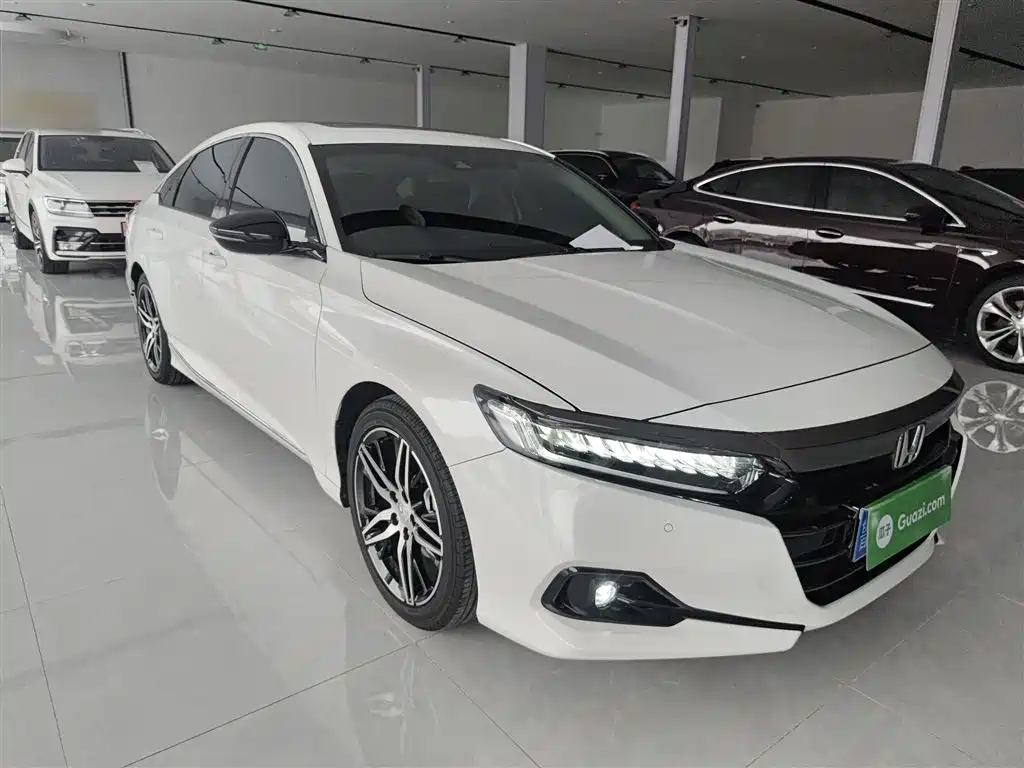 Accord 2022 260TURBO Magic Night Premium Edition купить на сайте DeffCars