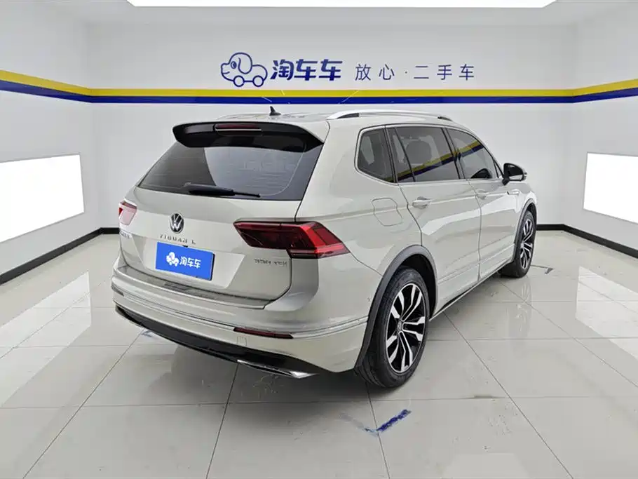 Tiguan L 2021 330TSI automatic two-wheel drive R-Line flagship version купить на сайте DeffCars