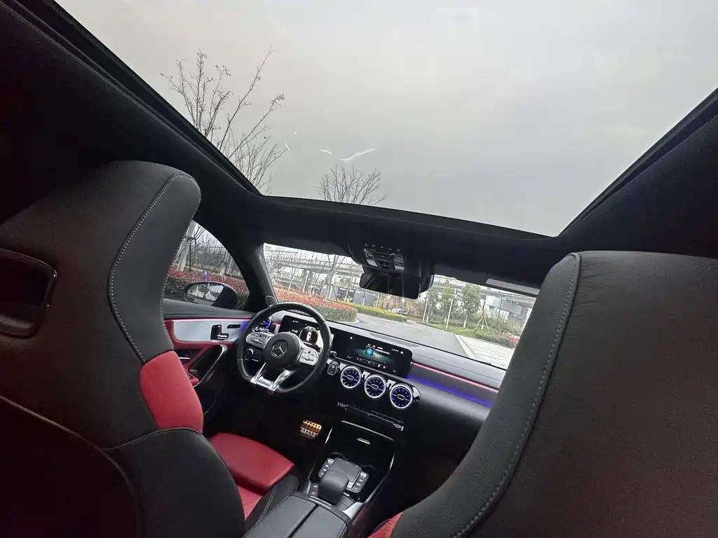 Mercedes-Benz A-Class AMG 2020 AMG A 35 L 4MATIC купить на сайте DeffCars