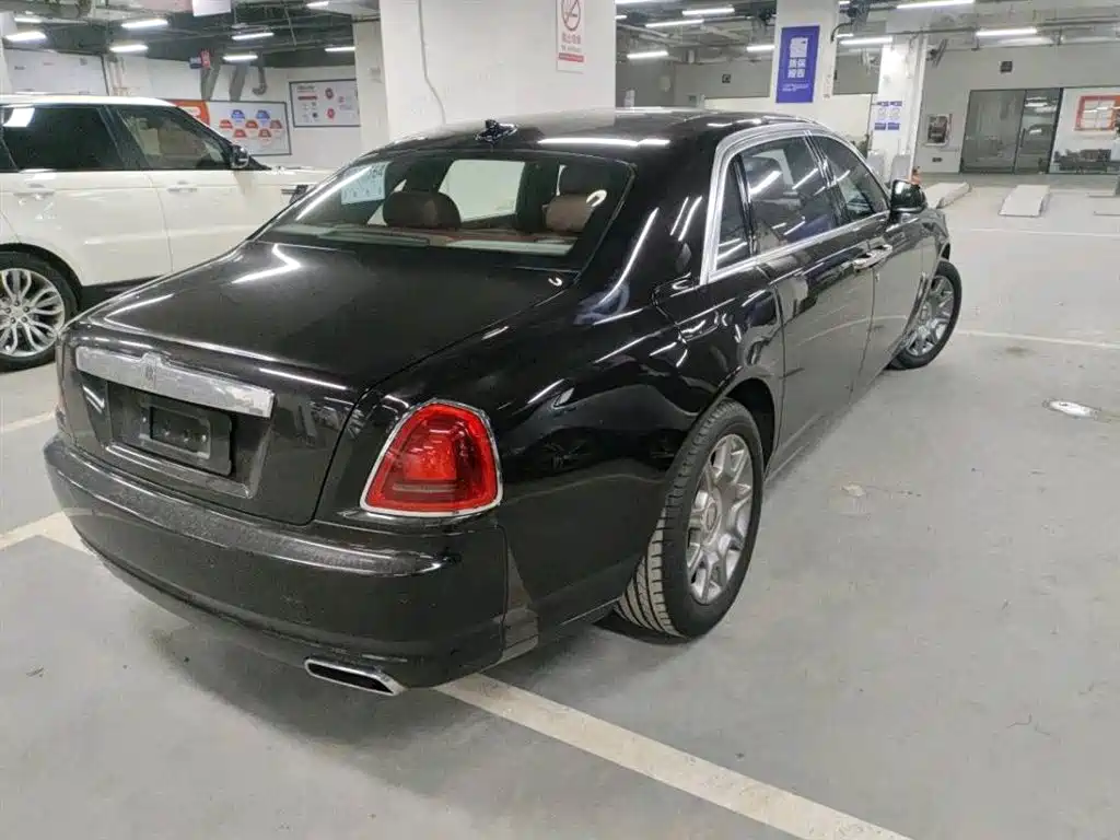 Ghost 2015 Series II Extended Edition купить на сайте DeffCars