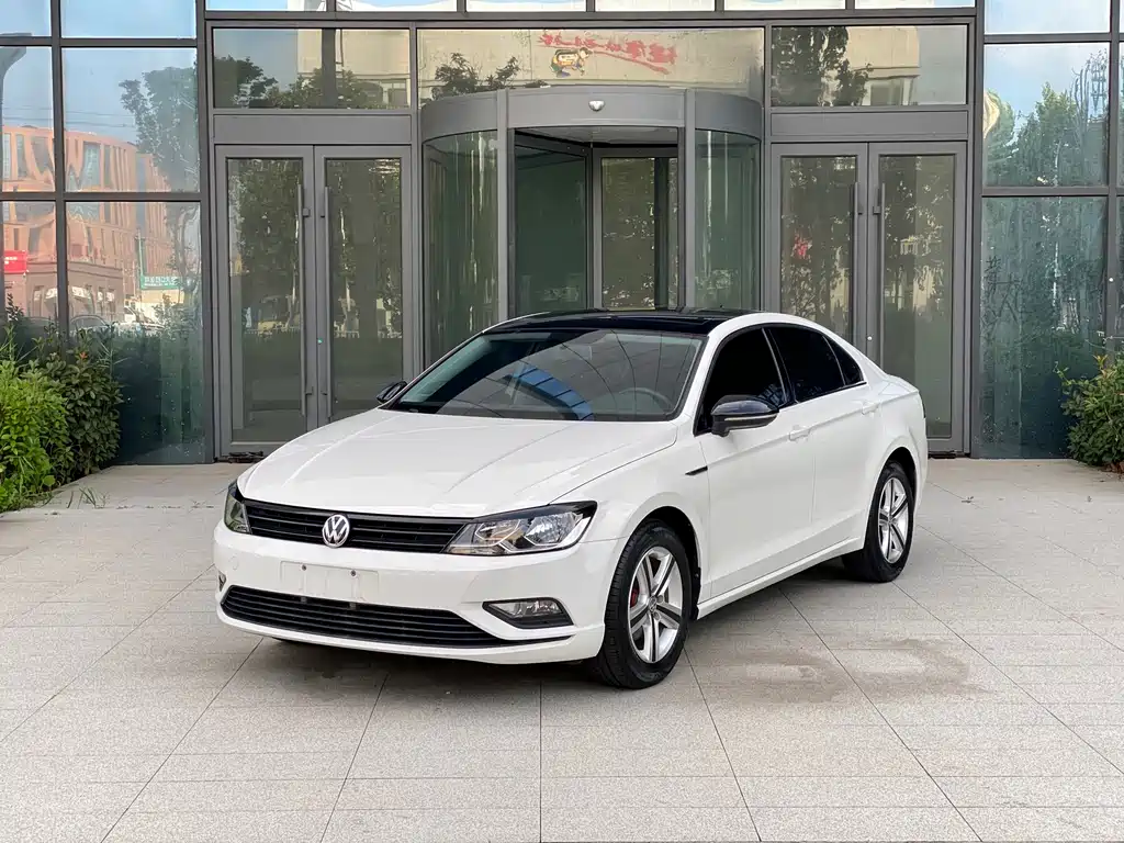 LAMANDO 2017 230TSI Manual Fashion Edition купить на сайте DeffCars