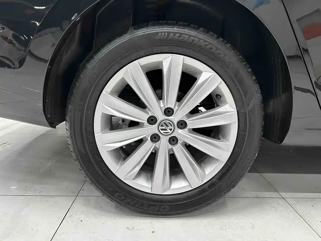 Bora 2019 Bora Legend 1.5L Automatic Fashion Type National V купить на сайте DeffCars