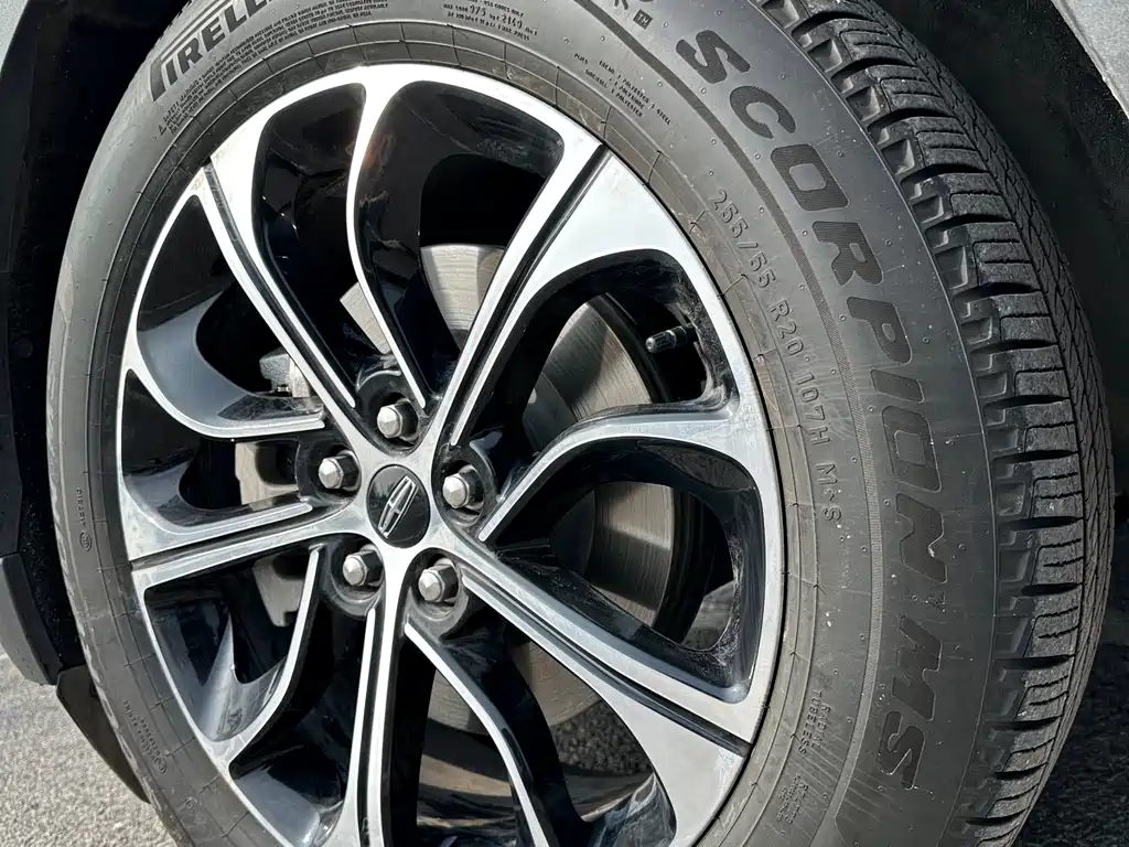 Voyager 2023 2.0T four-wheel drive premium version купить на сайте DeffCars