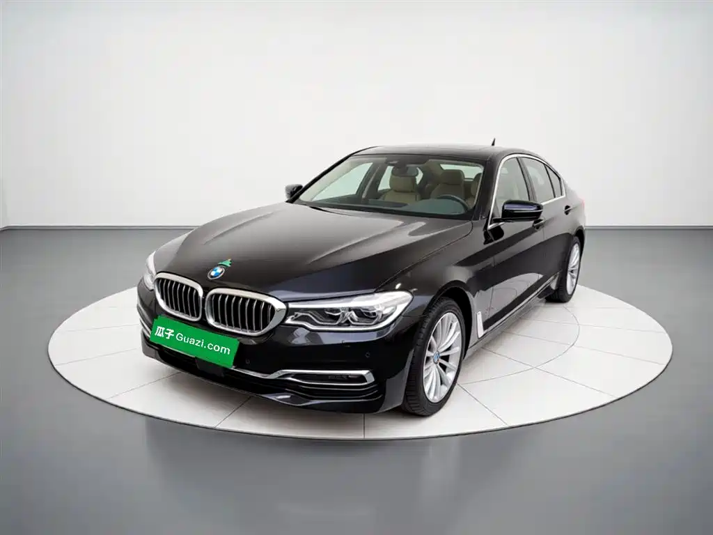 BMW 5 Series New Energy 2020 Mileage Upgraded Version 530Le Pioneer Version купить на сайте DeffCars