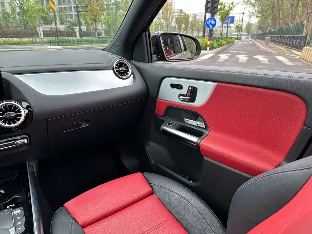 Mercedes-Benz GLA AMG 2022 AMG GLA 35 4MATIC купить на сайте DeffCars