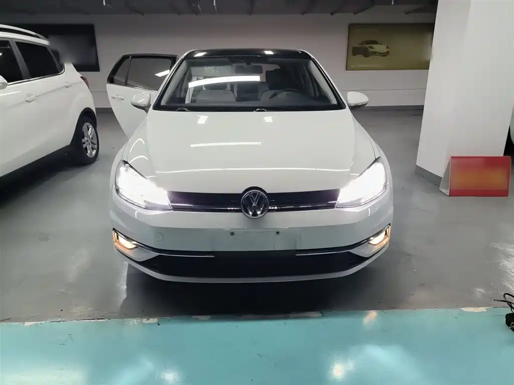 Golf 2018 230TSI automatic comfort type купить на сайте DeffCars