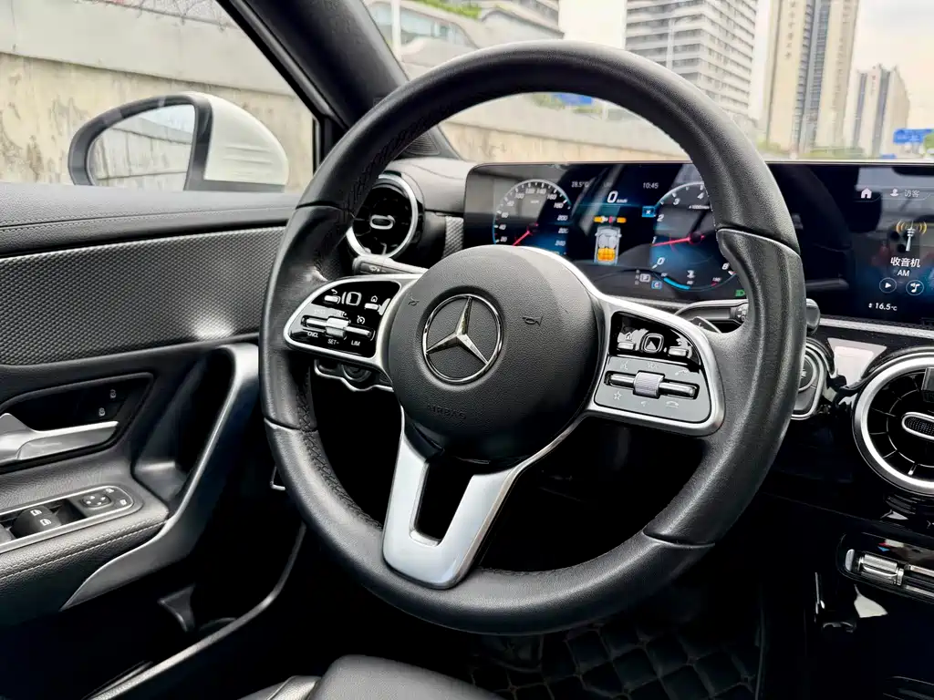 Mercedes-Benz A-Class 2020 facelift A 180 L купить на сайте DeffCars