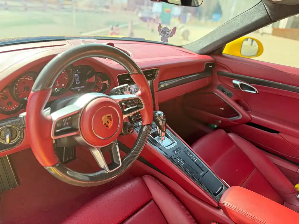 Porsche 911 2016 Carrera 4 3.0T купить на сайте DeffCars