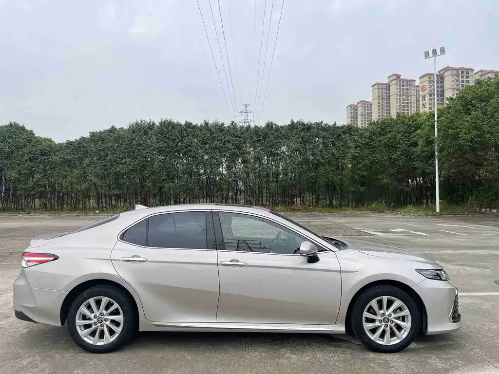 Camry 2023 2.0G Deluxe Edition купить на сайте DeffCars