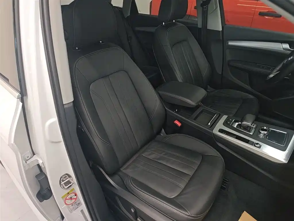 Audi Q5L 2020 facelift 40 TFSI enjoys fashionable style купить на сайте DeffCars