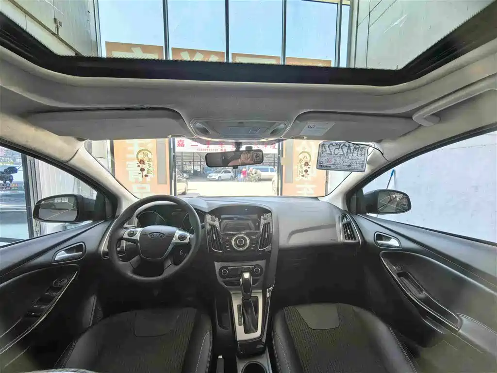 Focus 2012 sedan 1.6L automatic fashion model купить на сайте DeffCars