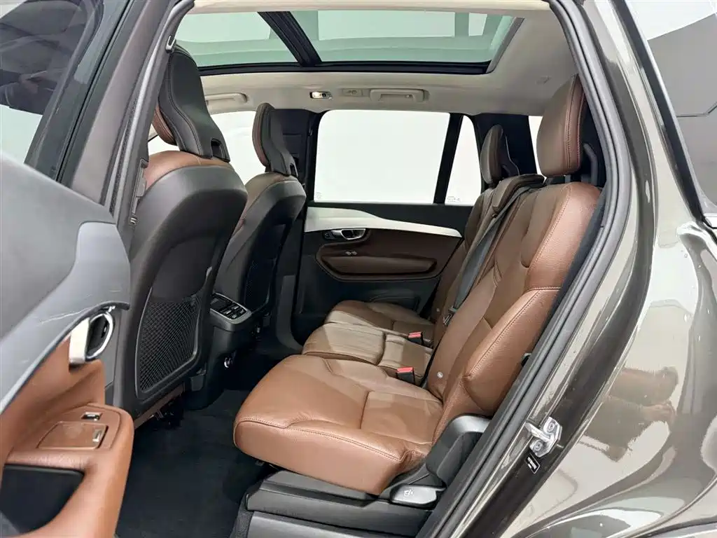 Volvo XC90 2019 T5 Zhiyi Edition 7 seats National V купить на сайте DeffCars