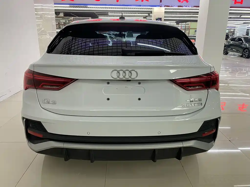Audi Q3 Sportback 2022 35 TFSI Enterprising купить на сайте DeffCars