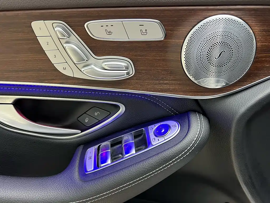 Mercedes-Benz GLC 2020 facelift GLC 300 L 4MATIC luxury model купить на сайте DeffCars