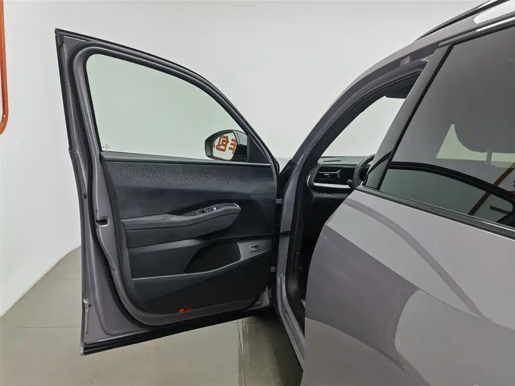 Touron 2025 Touron Pro 450TSI four-wheel drive peak version купить на сайте DeffCars