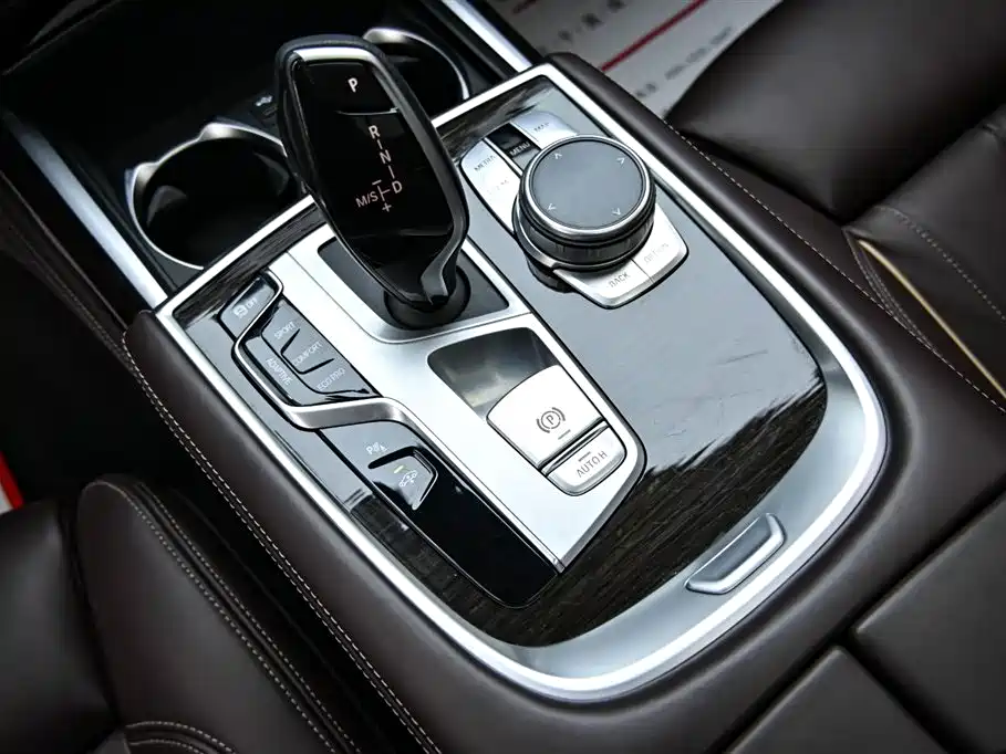 BMW 7 Series 2021 730Li Luxury Package купить на сайте DeffCars