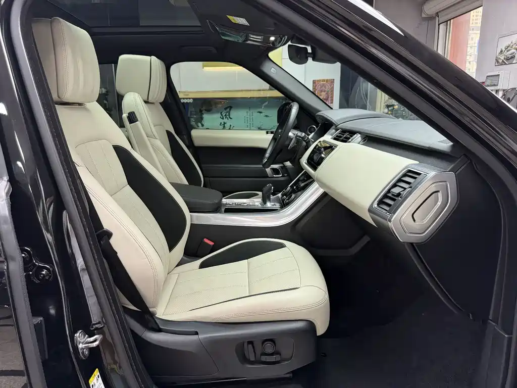 Range Rover Sport 2020 3.0 L6 SE купить на сайте DeffCars