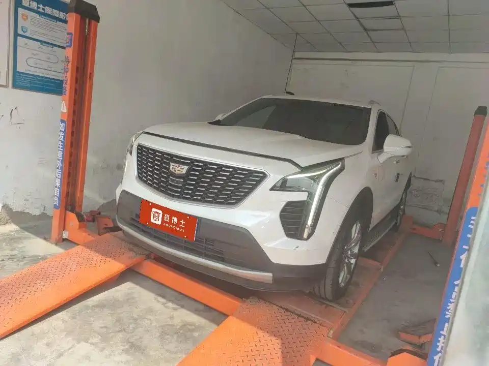 Cadillac XT4 2023 28T two-wheel drive premium model купить на сайте DeffCars