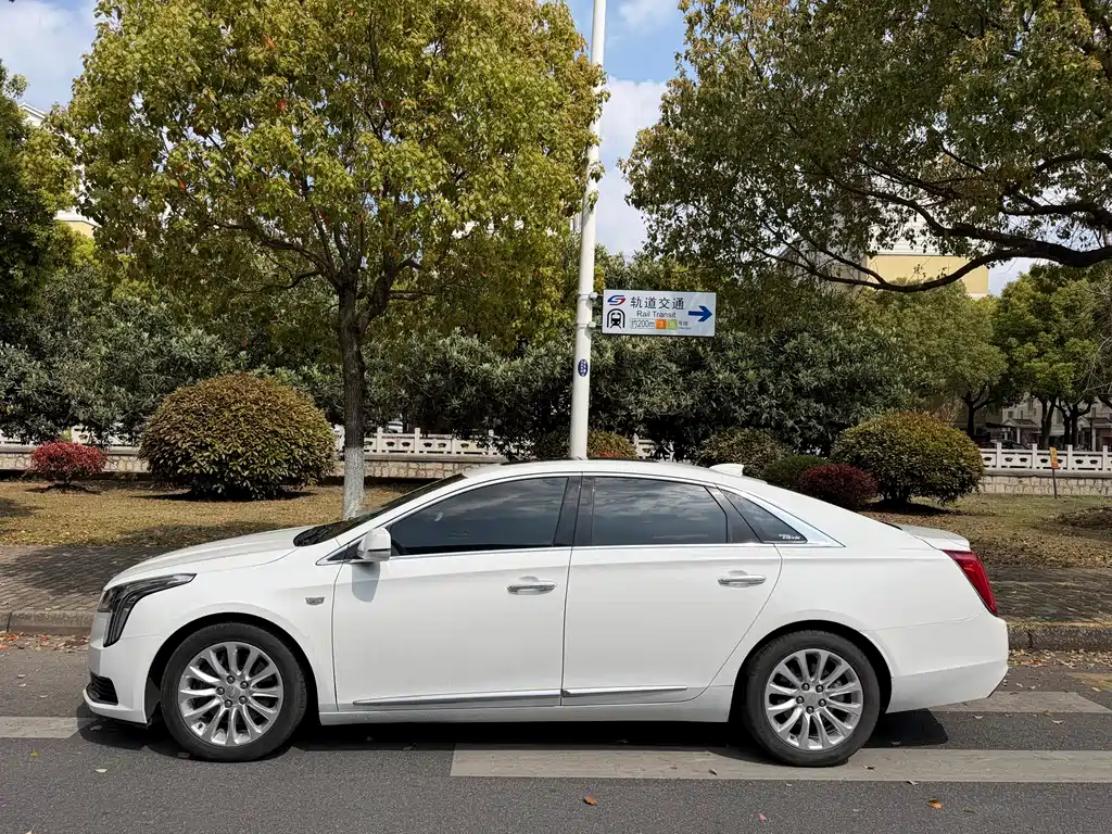 Cadillac XTS 2018 28T Technology купить на сайте DeffCars
