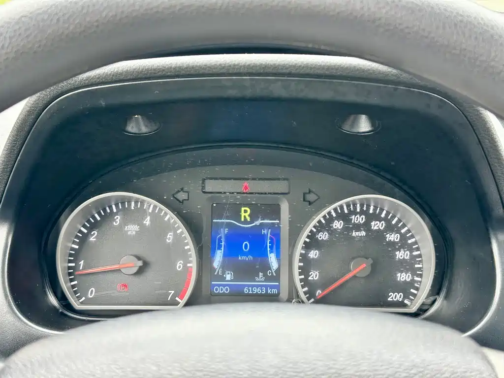 BAIC Huansu H2 2015 1.5L AMT premium model BJ415C купить на сайте DeffCars