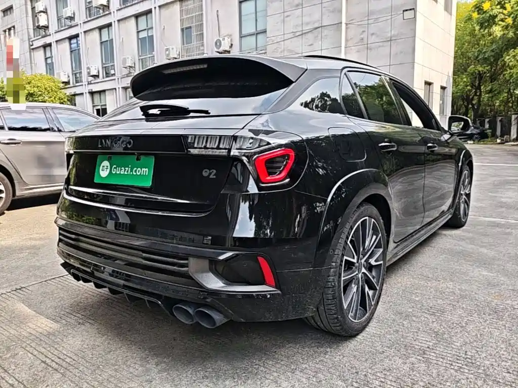 Lynk & Co 02 Hatchback 2021 2.0TD Halo купить на сайте DeffCars