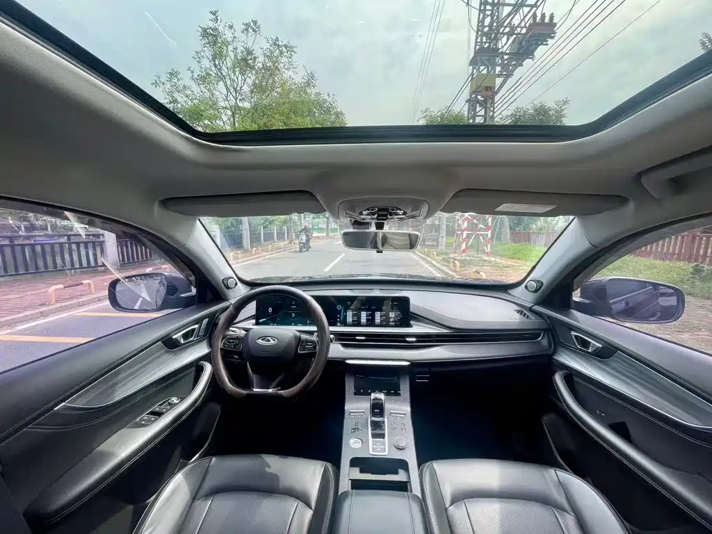 Tiggo 8 PLUS 2021 model 290TGDI DCT luxury version купить на сайте DeffCars