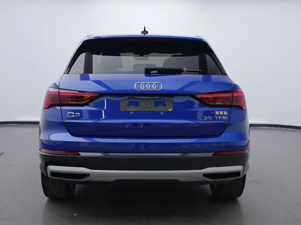 Audi Q3 2020 35 TFSI Enterprising and Elegant Model купить на сайте DeffCars