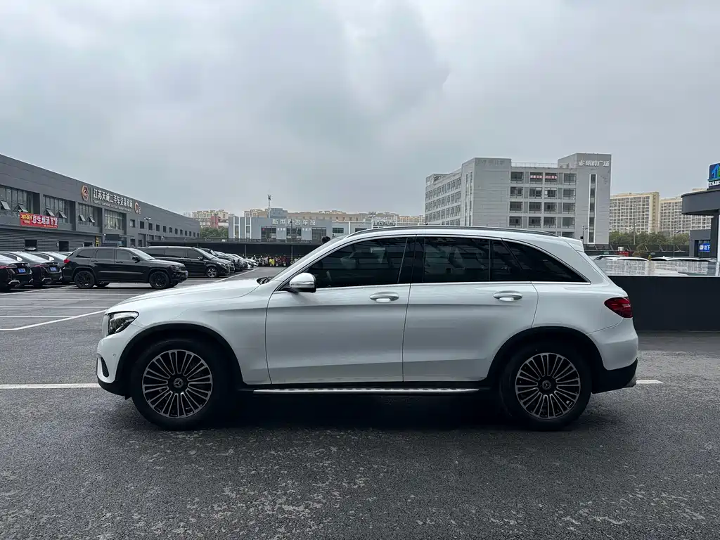 Mercedes-Benz GLC 2018 GLC 200 4MATIC купить на сайте DeffCars