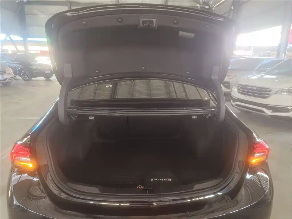 LaCrosse 2022 652T luxury model купить на сайте DeffCars