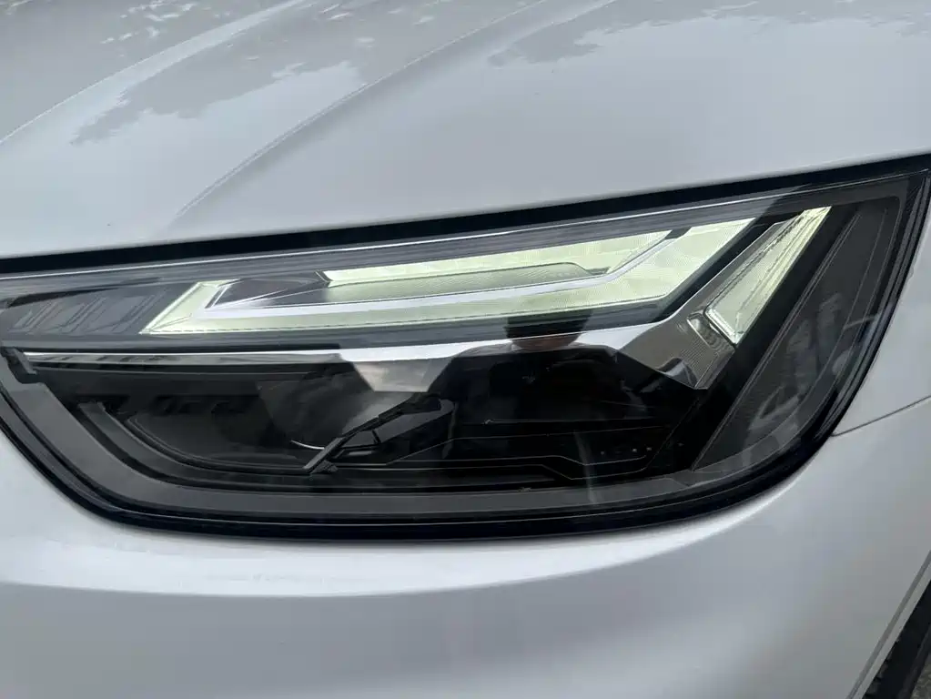 Audi Q5L Sportback 2021 40 TFSI luxury model купить на сайте DeffCars