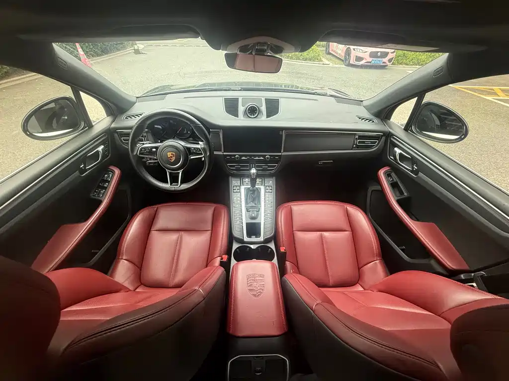 Macan 2021 Macan 2.0T купить на сайте DeffCars