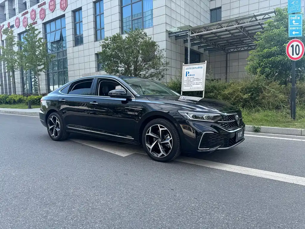 Passat 2024 380TSI Starry Sky Dragon Edition купить на сайте DeffCars