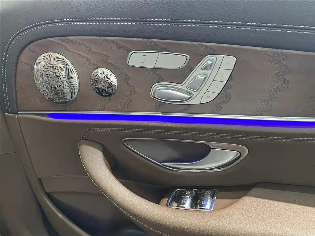 Mercedes-Benz E-Class 2022 E 300 L Luxury Model купить на сайте DeffCars