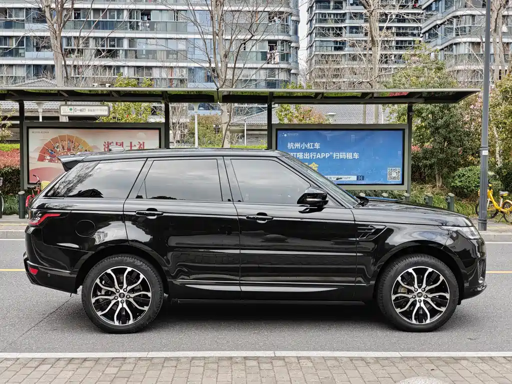 Range Rover Sport 2022 3.0 L6 Black Edition купить на сайте DeffCars