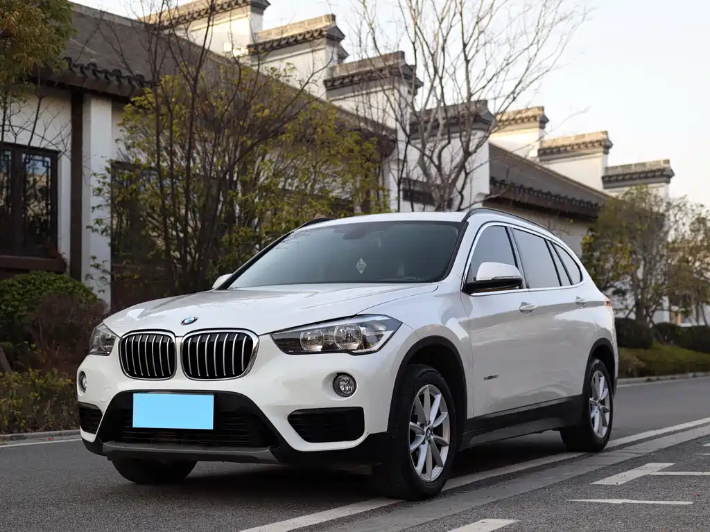 BMW X1 2016 sDrive18Li Fashion Model купить на сайте DeffCars