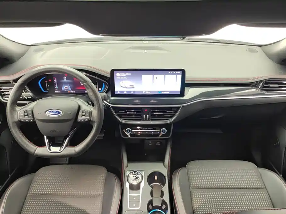 Focus 2021 Sedan EcoBoost 180 Automatic ST Line купить на сайте DeffCars