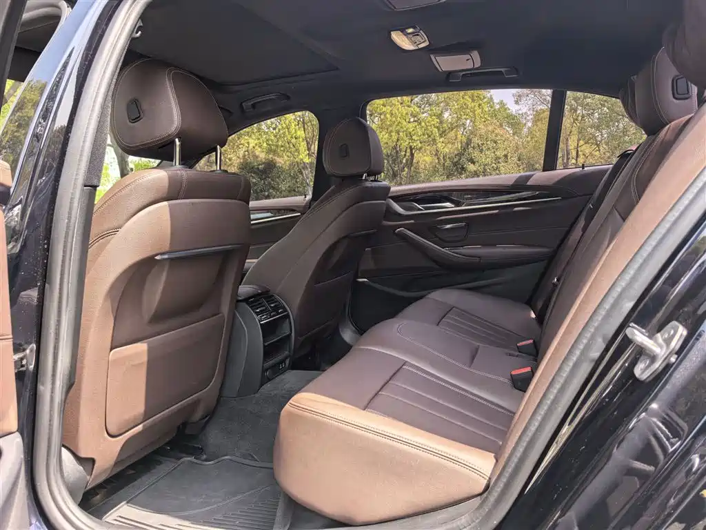 BMW 5 Series 2020 525Li M Sports Package купить на сайте DeffCars