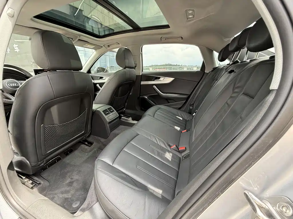 Audi A4L 2017 Plus 40 TFSI Fashion купить на сайте DeffCars