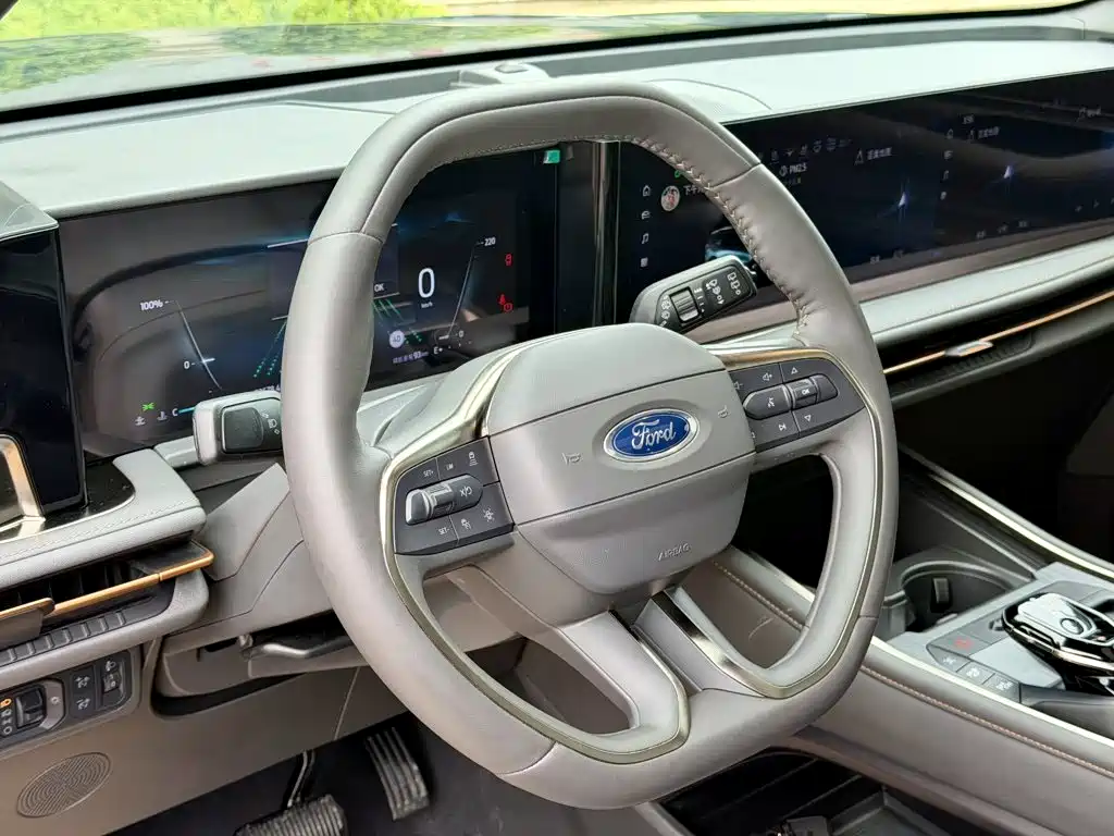 Ruijie 2023 Ruijie L 2.0T EcoBoost E hybrid four-wheel drive seven-seat supreme model купить на сайте DeffCars
