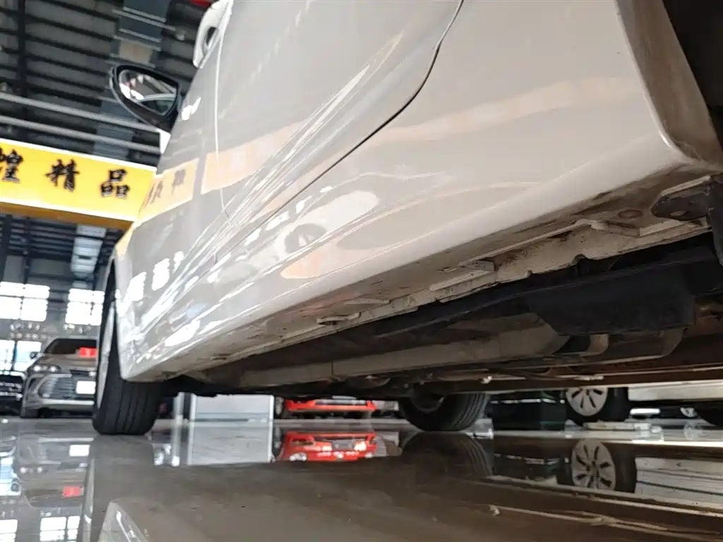 Kia K5 2015 2.0L automatic GL купить на сайте DeffCars